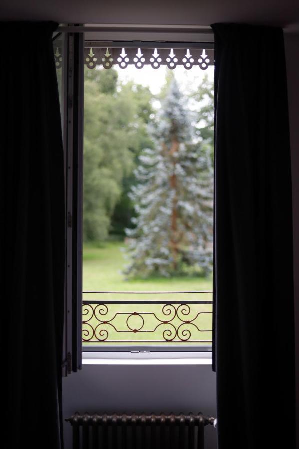 Le Moulin Bleu Bed and Breakfast Saint Cyr-sous-Dourdan Eksteriør billede